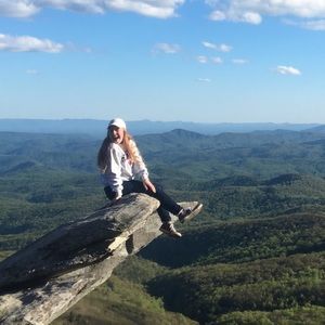 Meet your Posher, Hunter